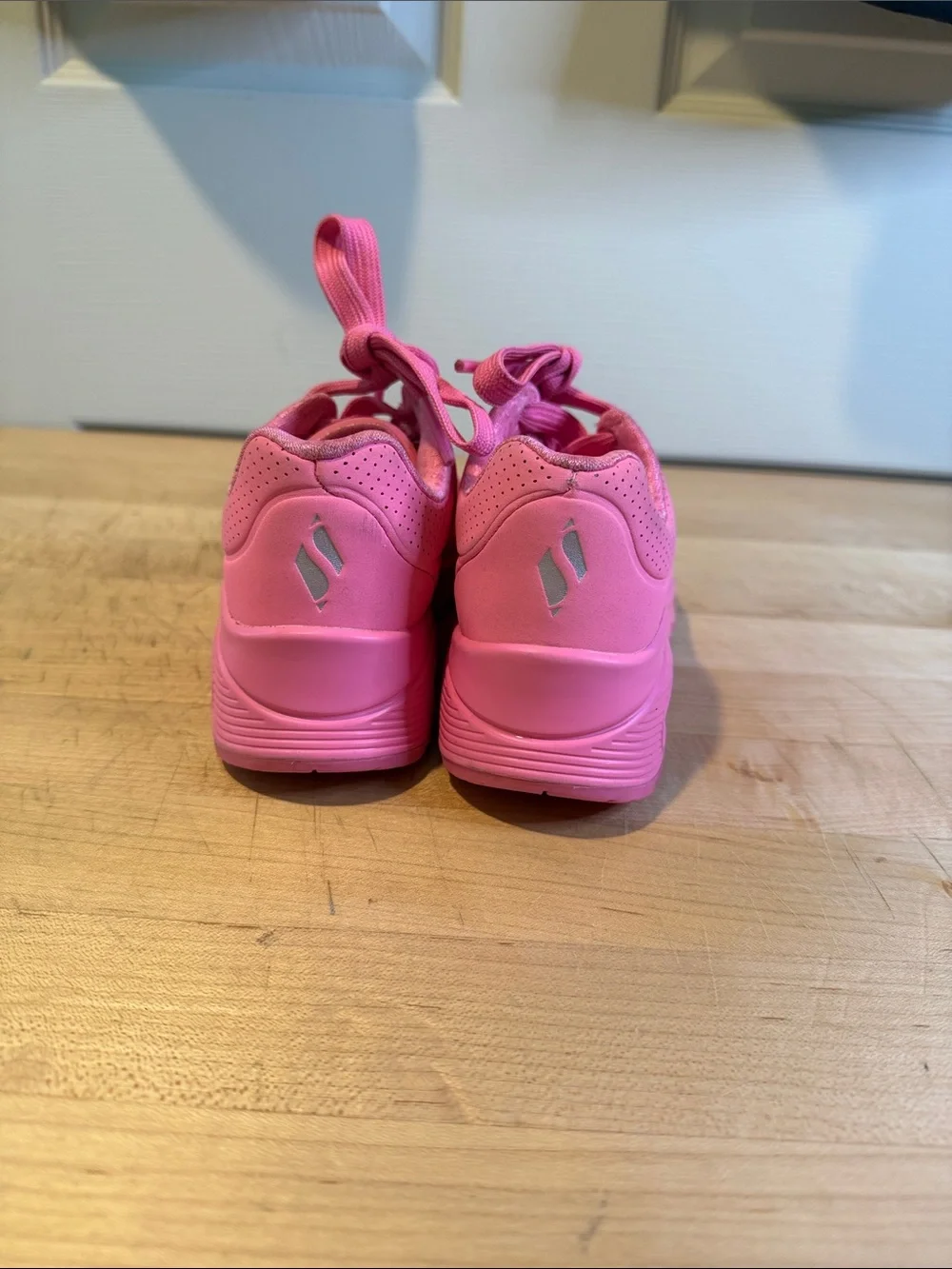 SKETCHERS Girls Street Uno Ice sneakers size 11